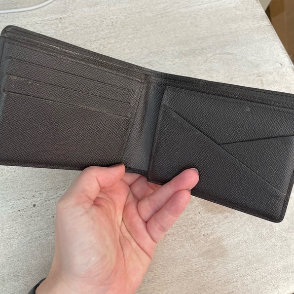 Louis Vuitton authentic men’s wallet great condition - Picture 3 of 5